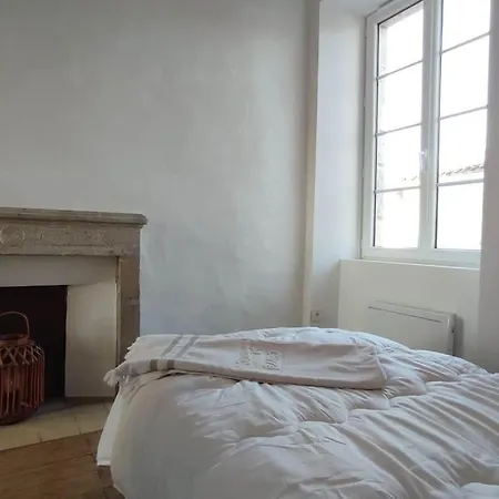 Vakantiehuis Chez Maria Maison De Bourg 4 Ch + Jardin